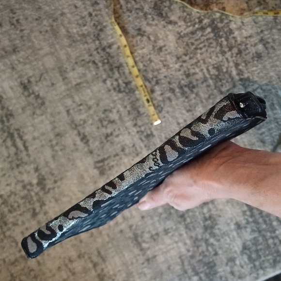 Coach Ocelet Print Black & Silver Glitter Zip Around Tablet Ipad Case 6" X 9" - Picture 8 of 11